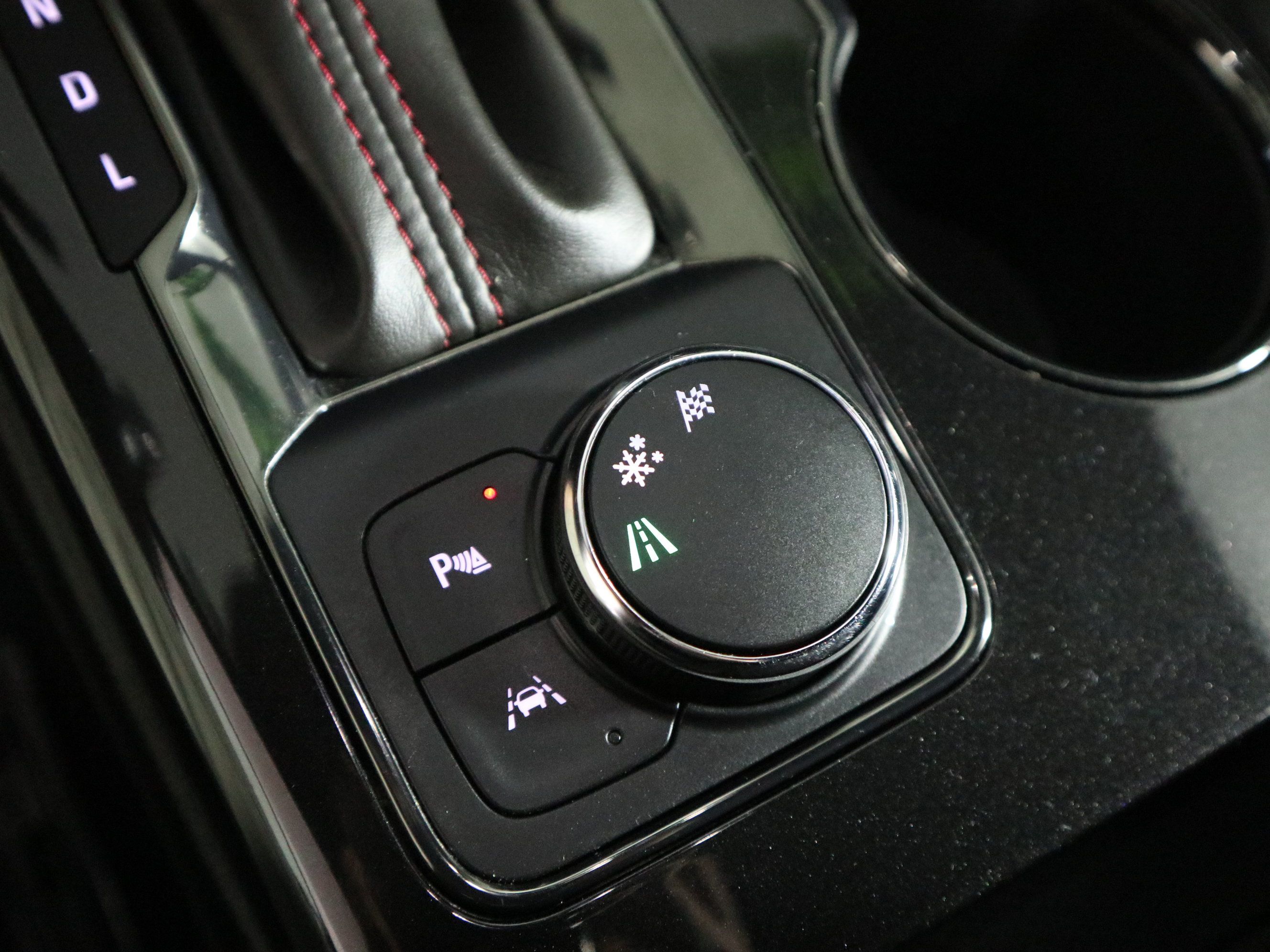 Used 2022 Chevrolet Blazer RS w/ Enhanced Convenience Package FWD image 30