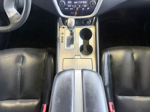 Used 2015 Nissan Murano SL w/ SL Technology Package FWD image 18