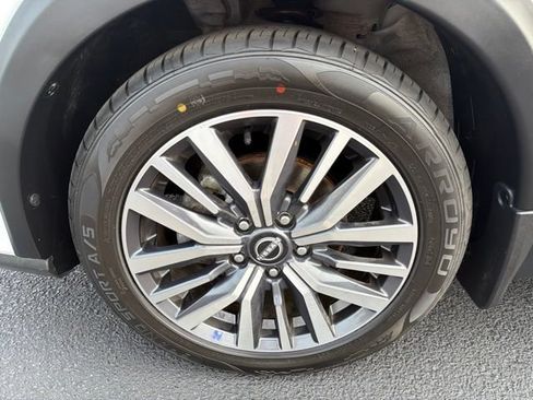 Used 2024 Nissan Kicks SV FWD image 30