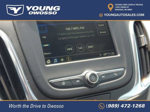 Used 2019 Chevrolet Equinox LT w/ Driver Convenience Package AWD/4WD image 17