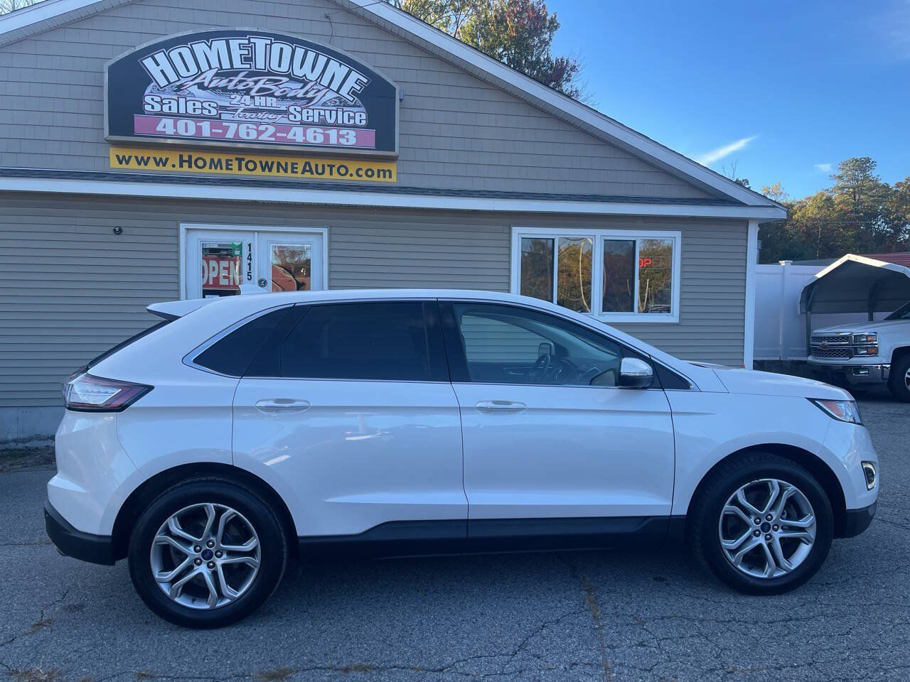 Used 2016 Ford Edge Titanium w/ Equipment Group 301A AWD/4WD image 9