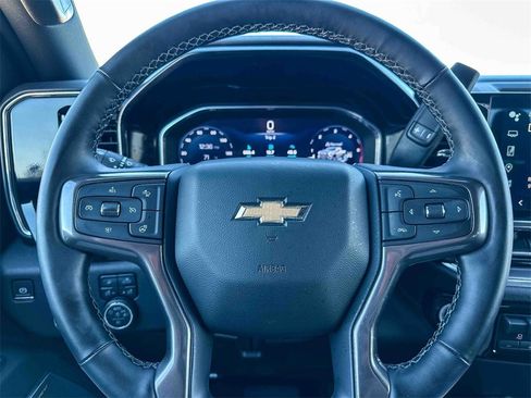 Certified 2025 Chevrolet Silverado 2500 High Country w/ Technology Package image 29