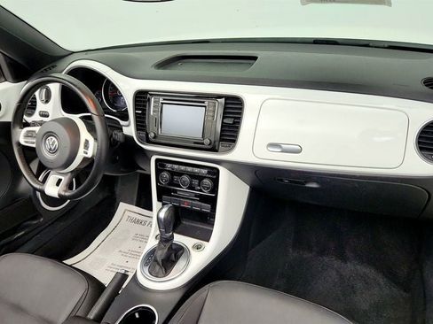Used 2019 Volkswagen Beetle 2.0T SE FWD image 20