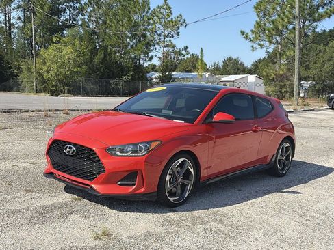 Used 2020 Hyundai Veloster Turbo FWD image 2