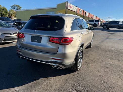 Used 2020 Mercedes-Benz GLC 300 GLC 300 4MATIC Sport Utility 4 image 8