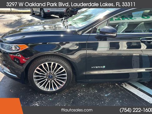 Used 2017 Ford Fusion Titanium image 12