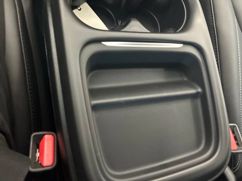 New 2027 Chrysler Pacifica Select AWD/4WD image 40