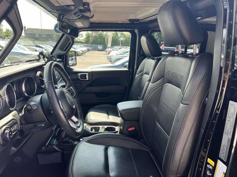 Used 2022 Jeep Gladiator Overland w/ Popular Equipment Package AWD/4WD image 11