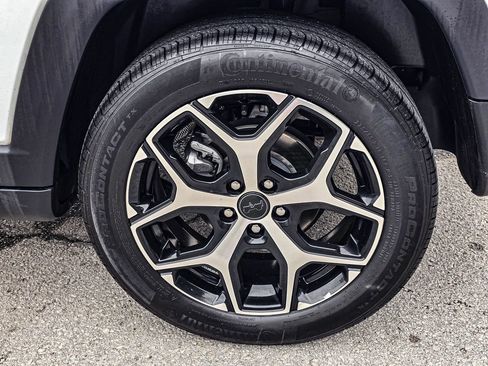 Used 2025 Jeep Compass Limited AWD/4WD image 7