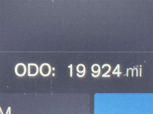 Certified 2025 Volvo XC90 B5 Plus image 24