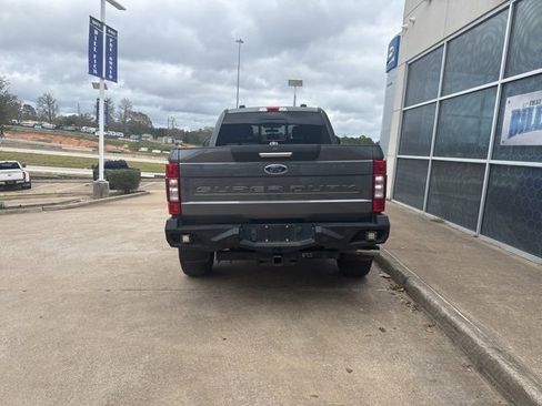 Used 2022 Ford F250 XLT w/ XLT Premium Package image 6