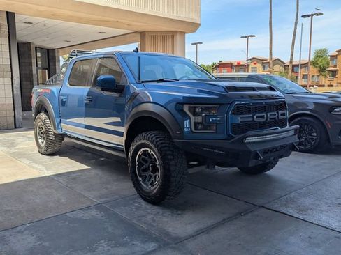 Used 2019 Ford F150 Raptor w/ Equipment Group 802A Luxury AWD/4WD image 4