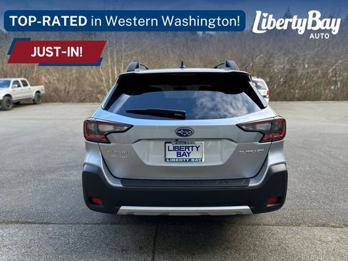 Used 2025 Subaru Outback Limited image 8