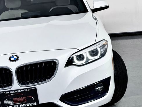Used 2019 BMW 230i Coupe w/ Premium Package image 6