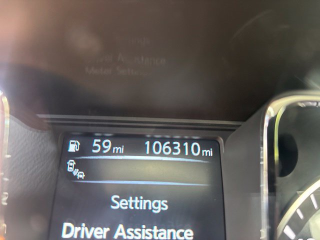 Used 2017 Nissan Titan SV AWD/4WD image 17