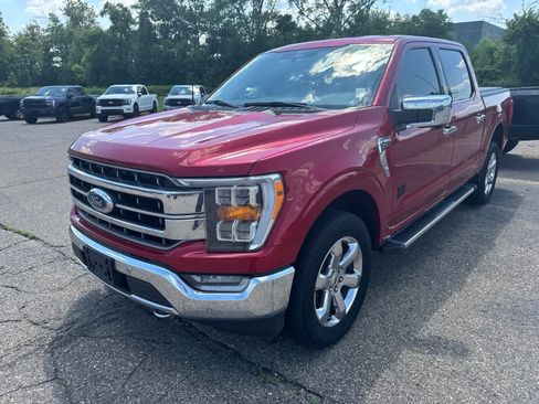Used 2022 Ford F150 Lariat AWD/4WD image 2