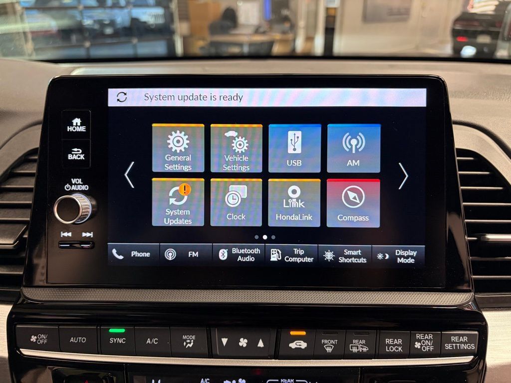 Used 2025 Honda Odyssey Sport-L image 19