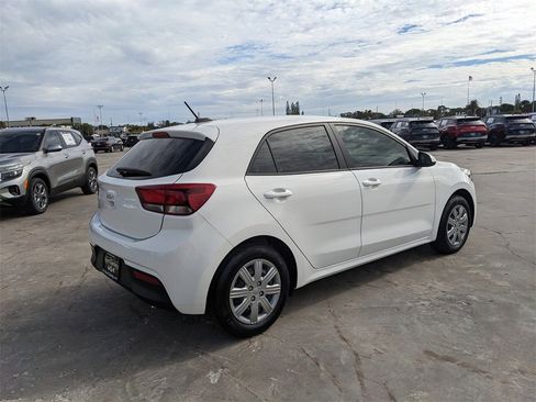 Used 2023 Kia Rio S image 9