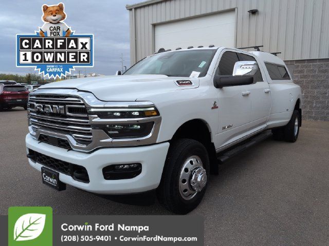 Used 2025 RAM 3500 Laramie AWD/4WD image 7