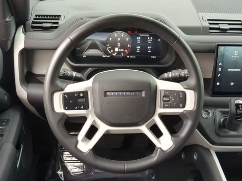 Certified 2025 Land Rover Defender 110 S AWD/4WD image 24