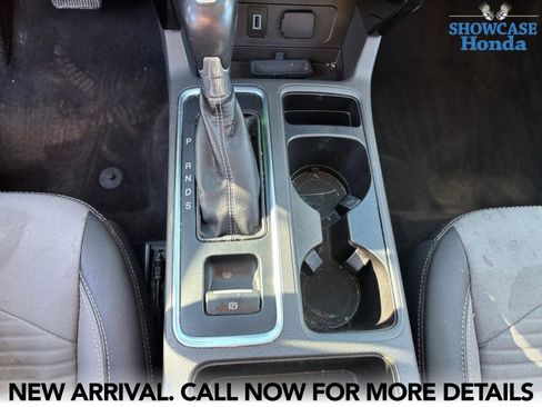 Used 2017 Ford Escape SE w/ Equipment Group 201A image 10