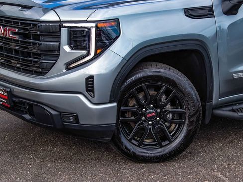 Used 2023 GMC Sierra 1500 Elevation image 42