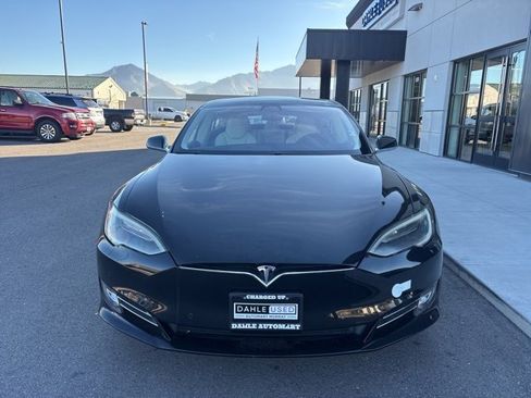 Used 2017 Tesla Model S 75 image 2