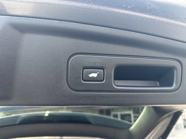 Used 2025 Acura MDX A-Spec AWD/4WD image 18