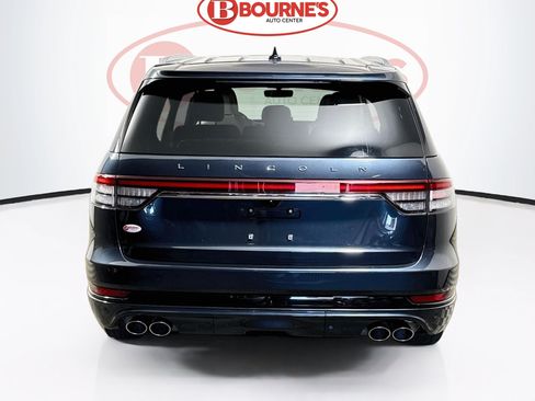 Used 2022 Lincoln Aviator Grand Touring w/ Equipment Group 301A AWD/4WD image 11