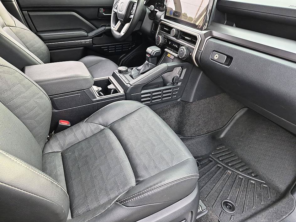 Used 2025 Toyota 4Runner TRD Sport Premium RWD image 36