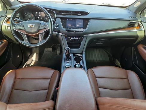 Used 2021 Cadillac XT5 Premium Luxury FWD image 14