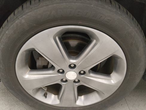 Used 2014 Buick Encore AWD image 31