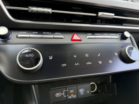 New 2026 Hyundai Sonata SEL FWD image 32