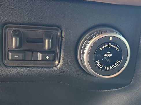 New 2026 Lincoln Navigator Black Label AWD/4WD image 28