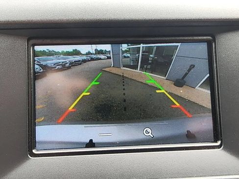 Used 2017 Ford Fusion SE FWD image 22