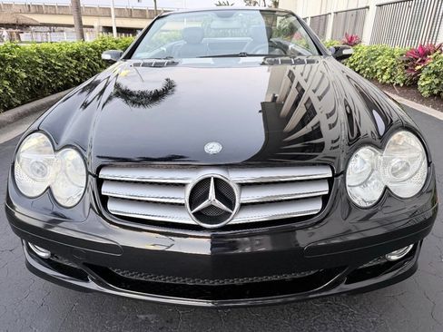 Used 2007 Mercedes-Benz SL 550 w/ Premium Pkg I image 13