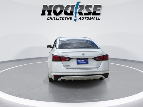 Used 2022 Nissan Altima 2.5 SL FWD image 7