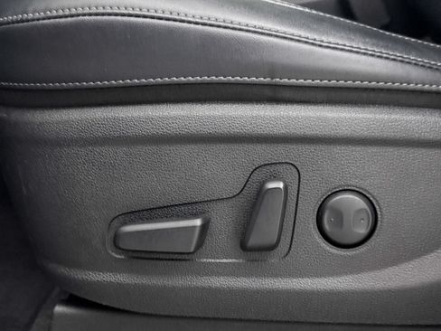 Used 2022 Kia Telluride S FWD image 30