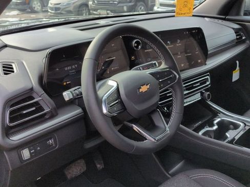 New 2026 Chevrolet Traverse LT w/ Driver Confidence Package FWD image 11