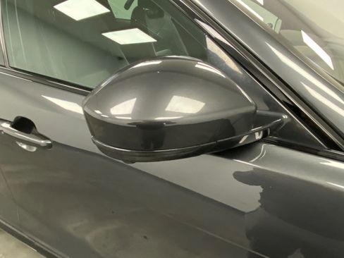 Used 2019 Jaguar F-PACE S image 15