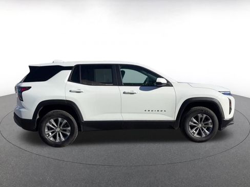 Used 2025 Chevrolet Equinox LT image 16