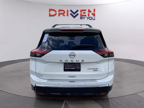 New 2026 Nissan Rogue Platinum w/ Platinum Premium Package image 4