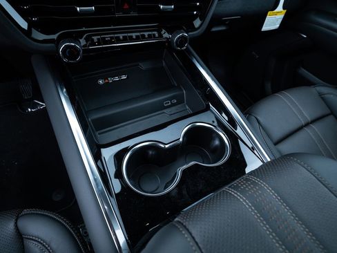 New 2026 Chevrolet Tahoe High Country image 26