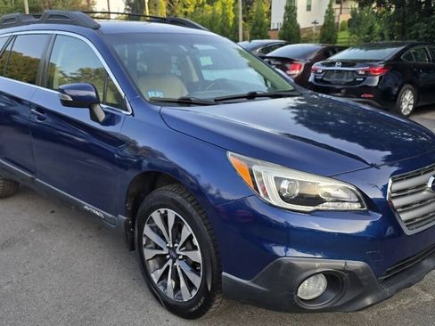Used 2015 Subaru Outback 2.5i Limited AWD/4WD image 3