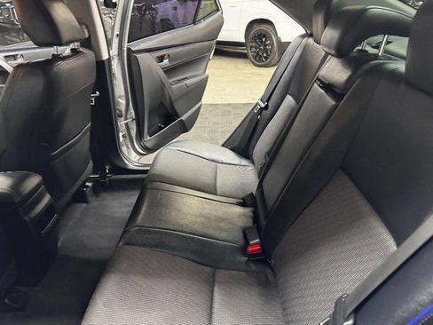 Used 2019 Toyota Corolla SE w/ Carpet Mat Package (TMS) FWD image 42