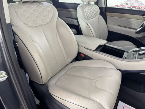 Used 2022 Hyundai Palisade Calligraphy image 37