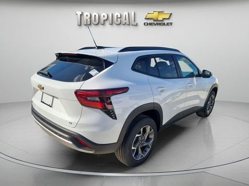 New 2026 Chevrolet Trax LT w/ Driver Confidence Package image 4