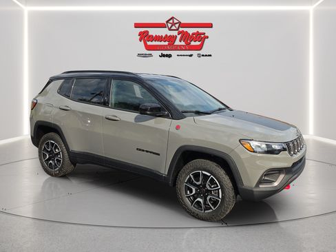New 2026 Jeep Compass Trailhawk AWD/4WD image 7