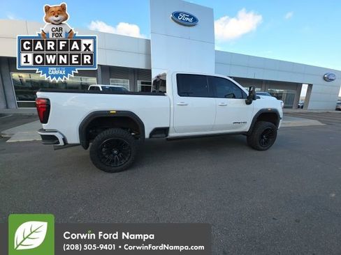 Used 2024 GMC Sierra 2500 AT4 w/ AT4 Premium Plus Package image 13