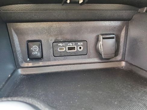 Certified 2024 Nissan Sentra SR w/ SR Premium Package image 27